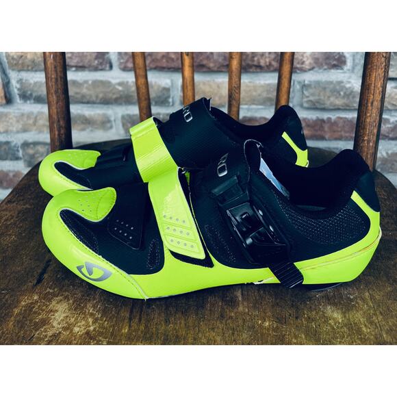 Women's Giro Solara II Cycling Shoes, Size 7.5 - Picture 1 of 5